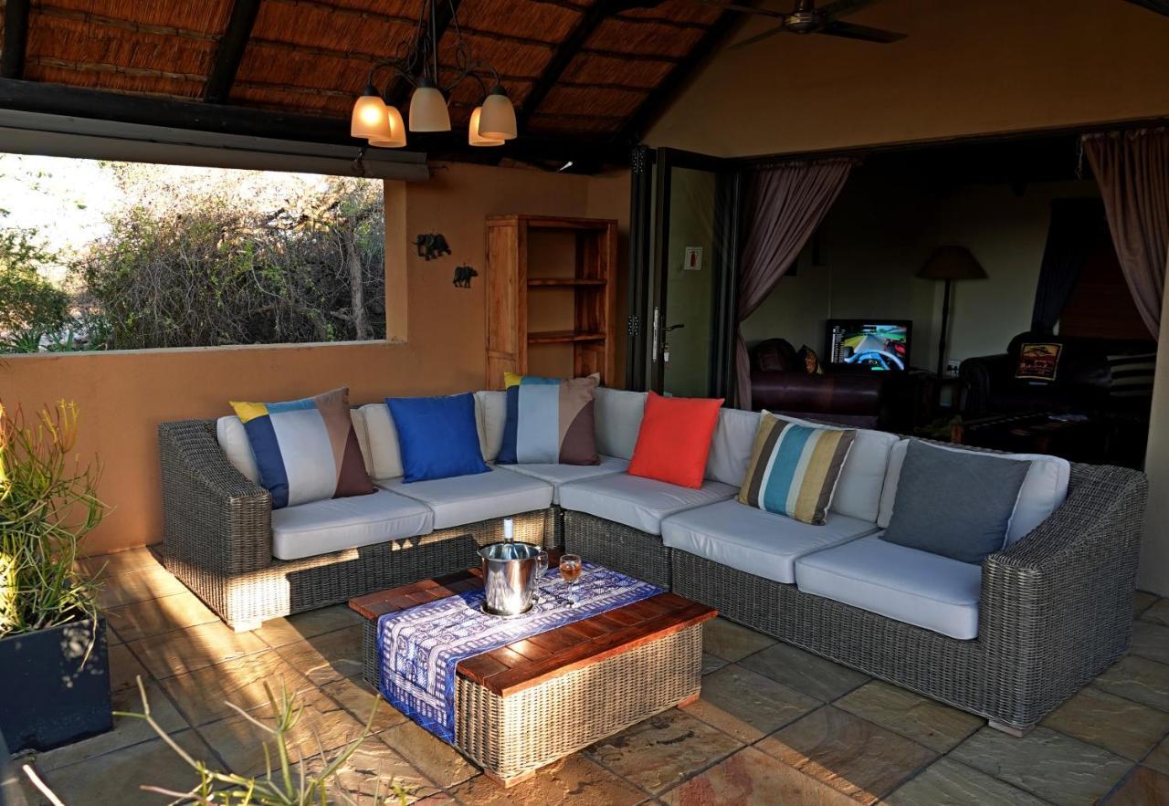 Tau @ Kruger Villa Marloth Park Exterior foto